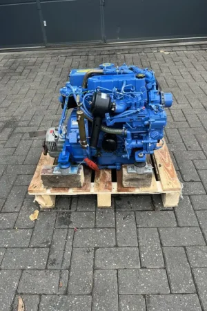 Voordeelprijs Sole mini 26 –25pk scheepsmotor met keerkoppeling
