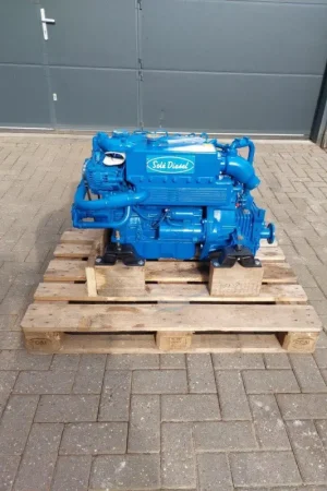 Sole mini 44 (42pk) scheepsmotor met keerkoppeling en warmtewisselaar Gratis Retour