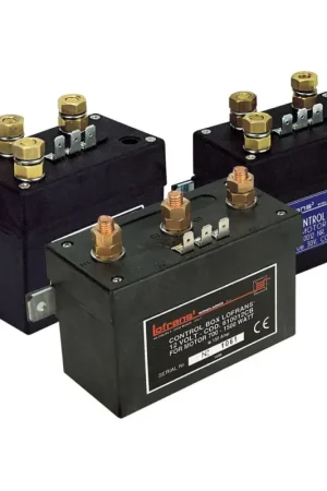 Koopje Lofrans Relaisbox 12V/150A500-1700W3-poligwaterdicht